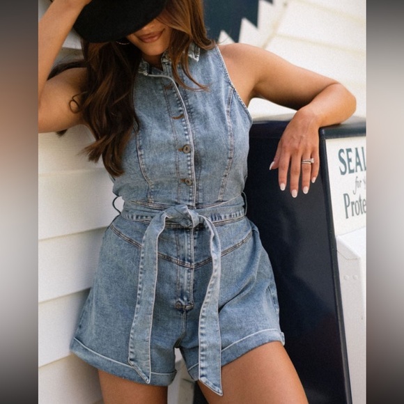 Only Pants - One & Only Collective Denim Button Up Collared‎ Tie Waist Romper Size S Women’s